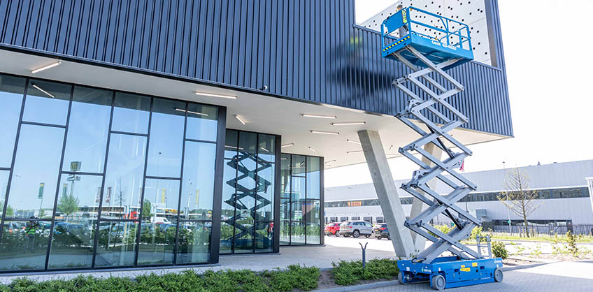 Changes to Genie® Scissor Lifts and Vertical Mast Lifts You Need to Know About