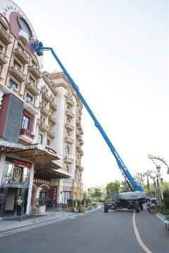 MEWPs vs. Scaffolding