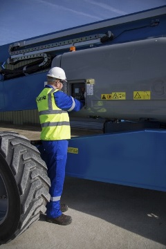 1 - COPY IMAGE - Why Outsourcing Maintenance Can Be the Right Choice for Your Fleet 1 - COPY IMAGE - Why Outsourcing Maintenance Can Be the Right Choice for Your Fleet
